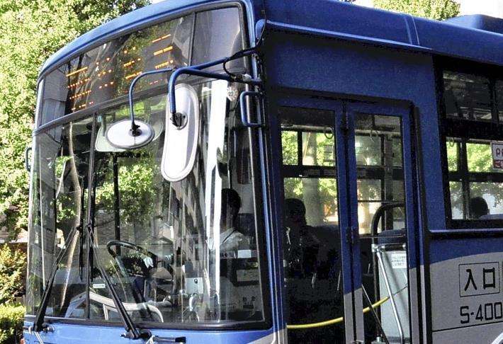 市バス運転手、車いす男性に「この後すいているバス来る」と乗車拒否…市は公表せず : 読売新聞オンライン