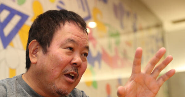 ほんこん　安倍氏銃撃めぐる見解を〝陰謀論〟扱いされ激怒「言論の弾圧やぞ！」 | 東スポのニュースに関するニュースを掲載