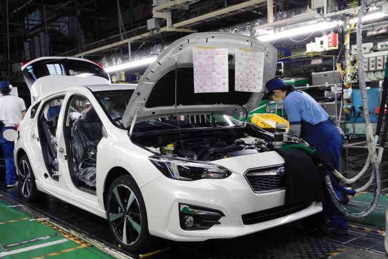 スバル、国内と海外生産でびっくりの明暗｜ニュースイッチ by 日刊工業新聞社