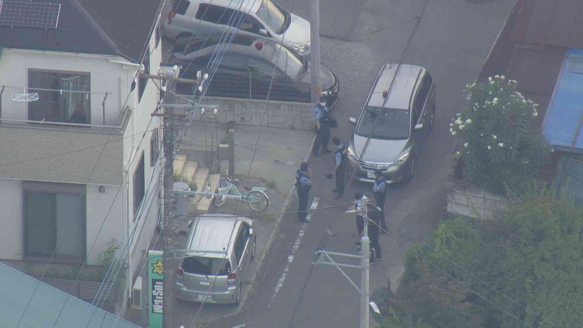【速報】「男は日本刀を持っている」神奈川・厚木市の住宅街で男性が頭切られけが　容疑者は逃走中（テレビ朝日系（ANN）） - Yahoo!ニュース