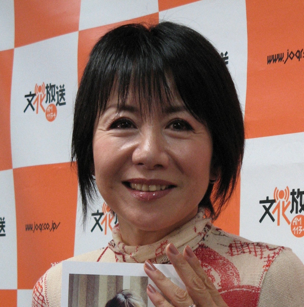 奈美悦子　56歳の熟年婚から15年　1歳上の夫との夫婦円満の秘訣を明かす「平和ですね。凄く楽ですね」― スポニチ Sponichi Annex 芸能