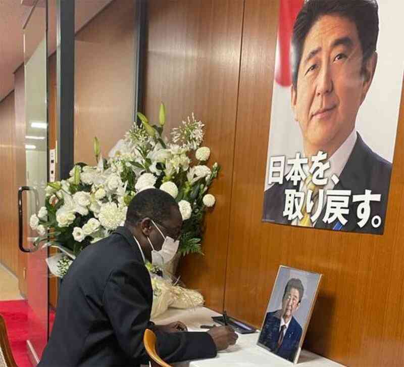 ベナン大使館が安倍氏に「哀悼の意」を示すも多くの日本人知らず / ビートたけしの付き人だったゾマホンの生まれ故郷（2022年7月22日）｜BIGLOBEニュース