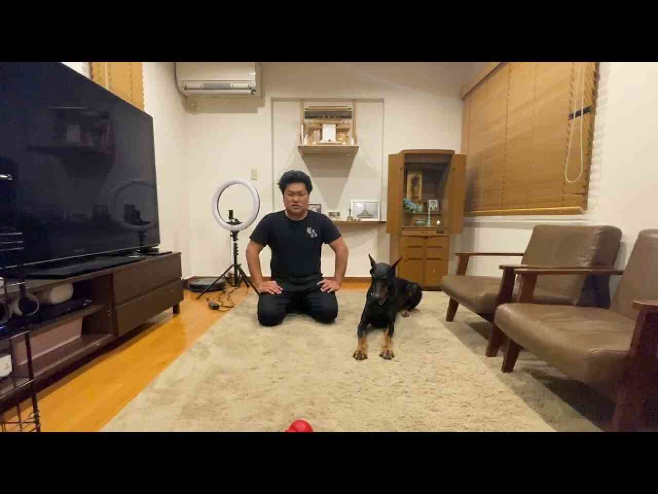 ドーベルマン窃盗、YouTuberが飼い主取材「笑いものになるような動画」公開を謝罪