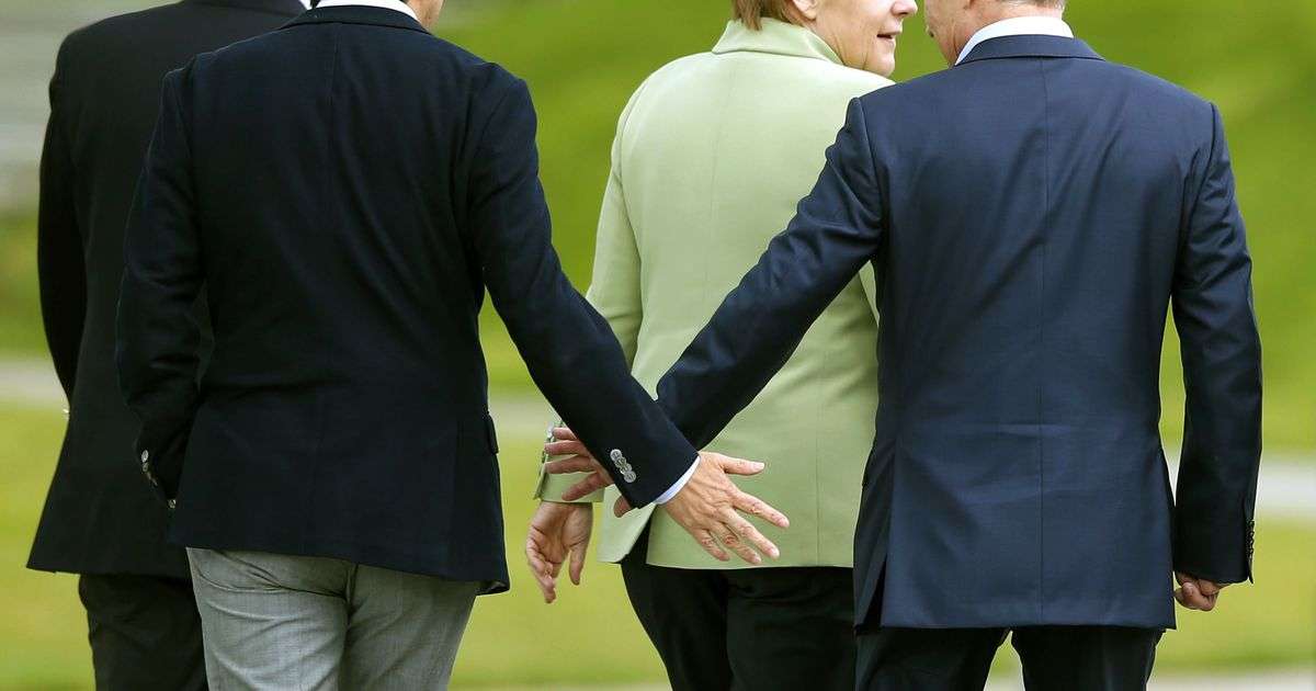 Piltuudis: Putin ja Abe püüdsid Merkeli istmikku patsutada? - Kirev elu - Elu24 - Eesti kõige menukam veebitabloid