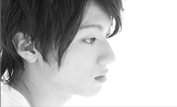 山田裕貴、無精ひげ＆ボサボサヘア まるで破壊神？ “無”になった、すごみを感じる写真を公開