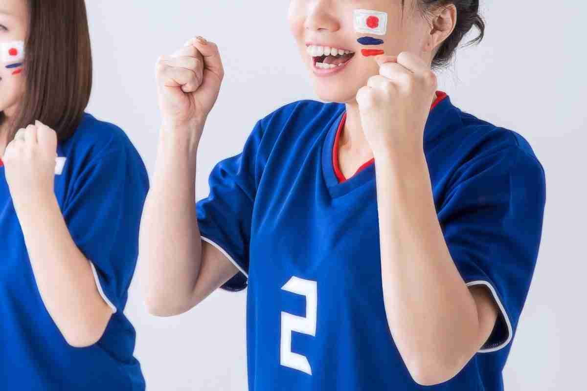 “スポーツ観戦離れ”する若者たちの本音「2時間見ていられない」「コスパが悪い」 | マネーポストWEB