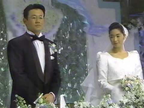 古田敦也・中井美穂　結婚披露宴　1/10 - YouTube