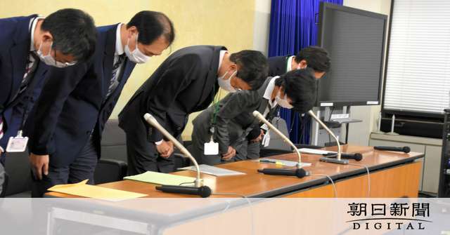 年金の個人情報漏洩は97万件　宛名と中身取り違え、年金機構が謝罪：朝日新聞デジタル