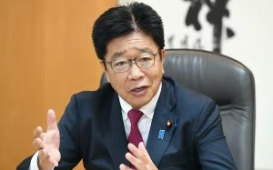 【生活保護】加藤厚労相「法律では、日本国民を対象としていることは承知しているが、永住等の在留資格を有する外国人については人道上の観点で保護を行っている」 ｜ 保守速報