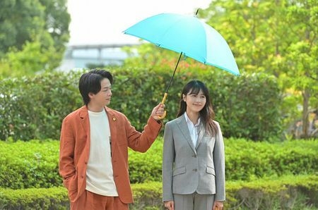 『石子と羽男』の余韻、中村倫也が傘をさしかけるラストシーンに詰まった深い感動 - Yahoo! JAPAN