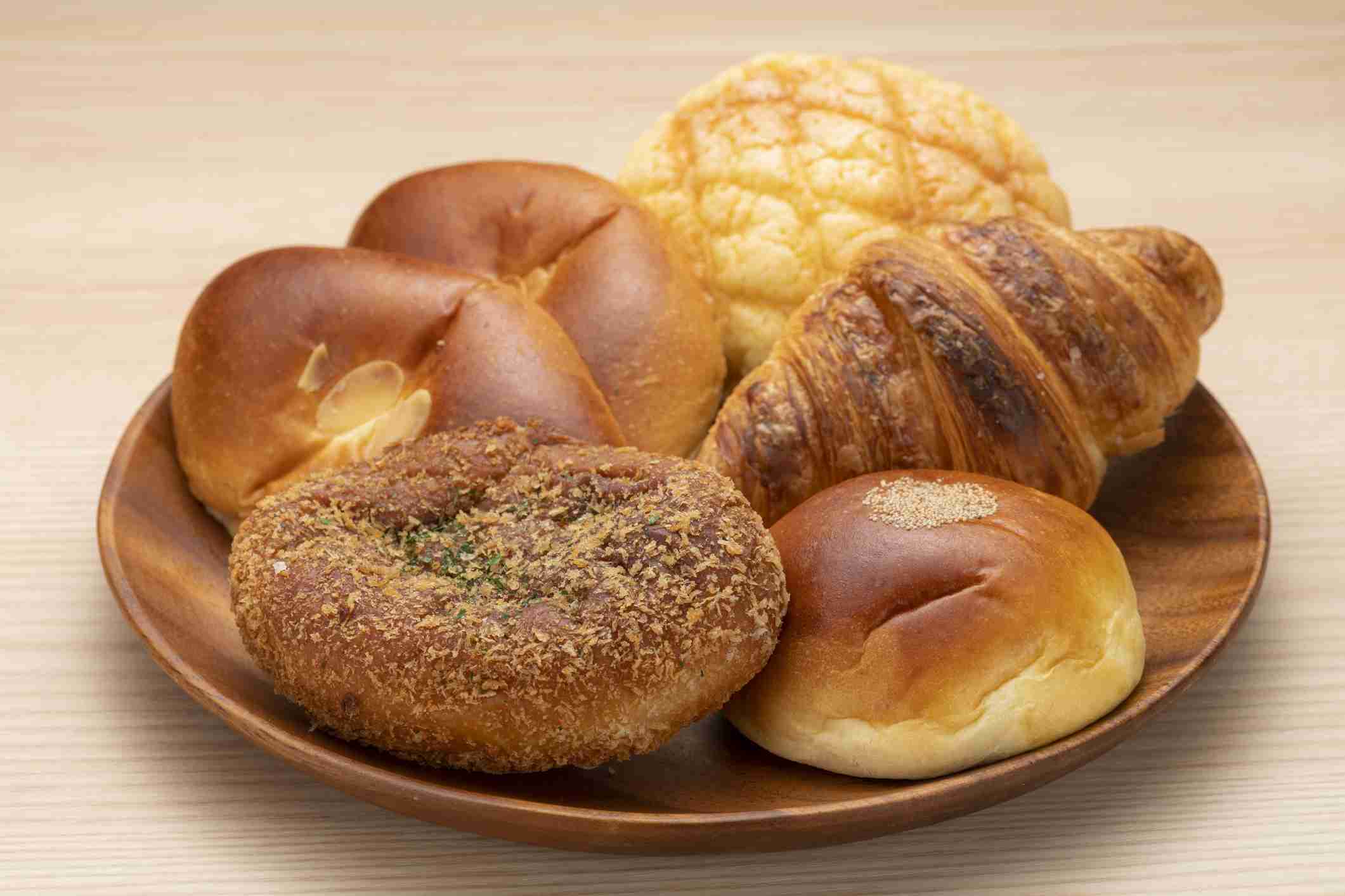 年齢上がるほど「毎日パン」　値上がり1.3倍が限界 | OVO [オーヴォ]