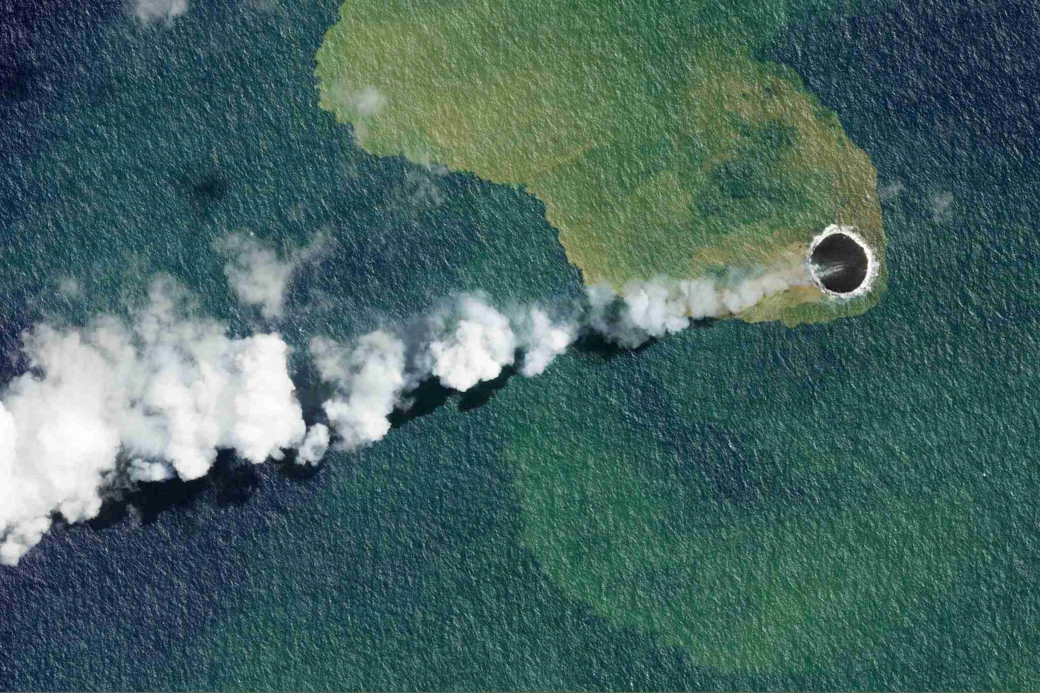 トンガの海底火山、2日間で8回噴火（ＡＦＰ＝時事） - Yahoo!ニュース