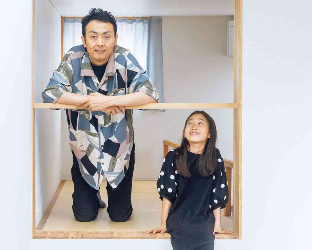 アンガールズ田中が驚いた！間口3mの細長い敷地をフル活用した住まい | 女子SPA！