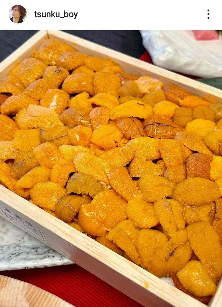 「超物価高のハワイ」在住のつんく♂、日本で高級食材を大量買いしハワイへ持ち込み