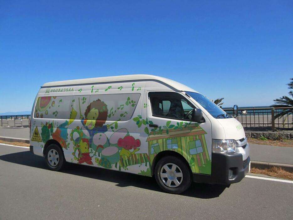 バス車体にデザイン、中見えず　園児置き去り事件、静岡 (共同通信) - Yahoo!ニュース