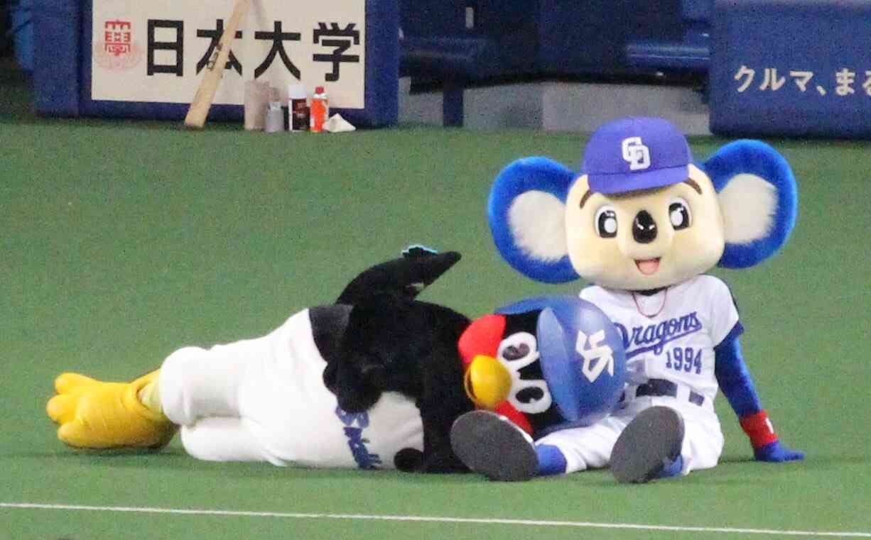 ヤクルト村上　史上9人目の51号到達にネット歓喜「安定の確信歩き」「本当に60本打ちそう」
