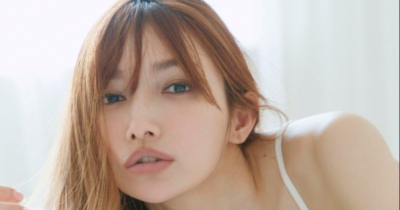 後藤真希、写真集電子版が講談社歴代1位に　記念の未公開“大胆ランジェリーカット”解禁  | ORICON NEWS