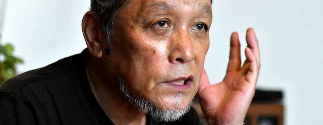 「天皇焼いて踏んだ」批判は残念　作者が思う芸術と自由 [トリエンナーレを考える]：朝日新聞デジタル