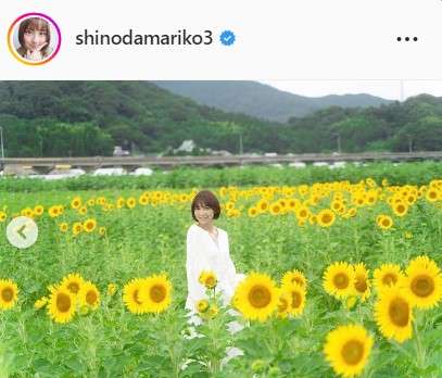 篠田麻里子、ひまわり畑で白ワンピース姿の写真公開に反響「向日葵がこんなにも似合う人いない」
