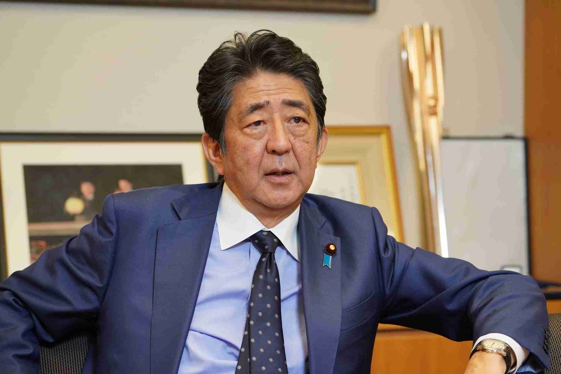 【安倍元首相の国葬アンケート結果発表】「反対」が79.7%で「賛成」の4倍以上　「在任期間が長いだけ」「天皇ではない」の声も…（文春オンライン） - Yahoo!ニュース