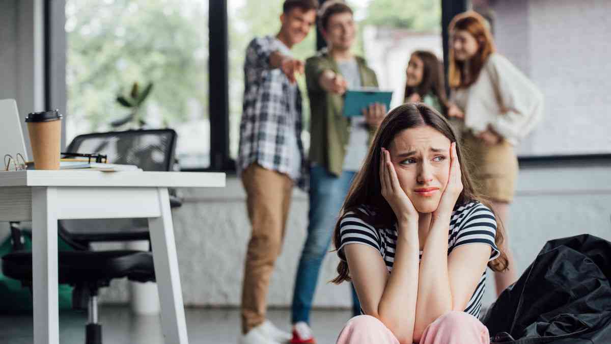 悪口は顔を殴られた時のような激しい脳活動を引き起こすと研究者 - GIGAZINE