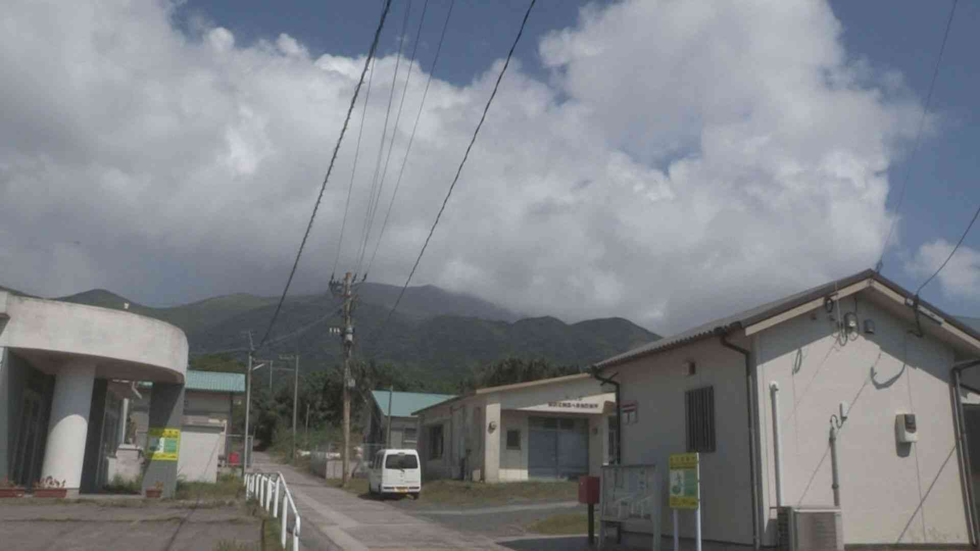 諏訪之瀬島　火山性地震は減少傾向　気象台「引き続き注意が必要」鹿児島県（MBC南日本放送） - Yahoo!ニュース
