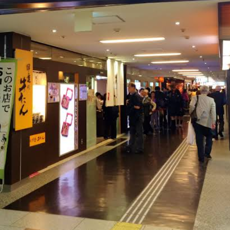 駅近食堂街