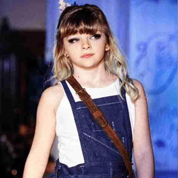 世界最年少のトランスジェンダーモデル 10歳の“少女”が稼ぎ出す大金の額は？