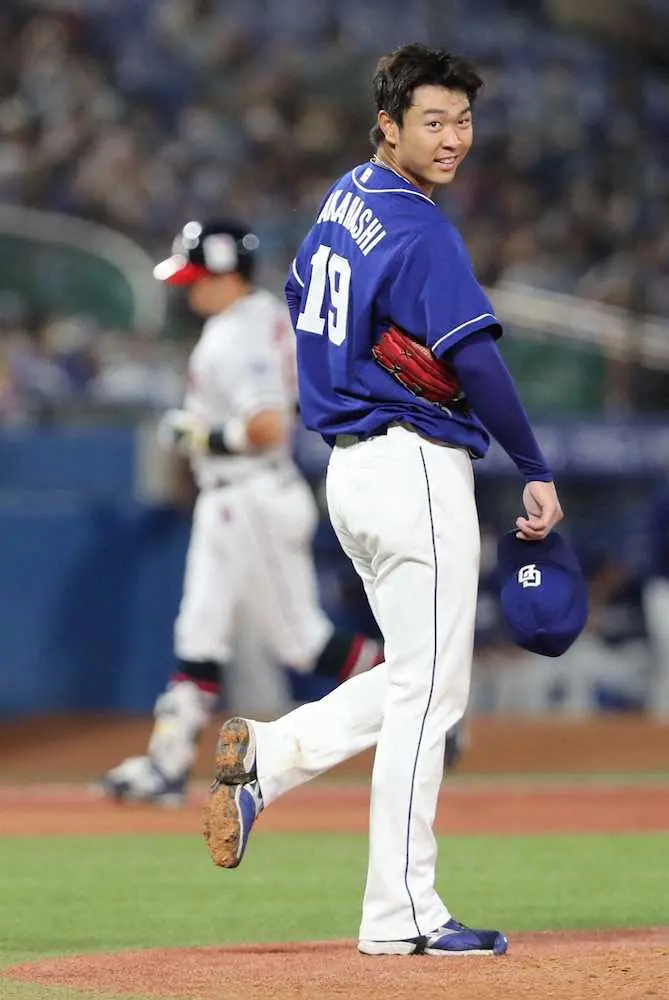 ヤクルト村上　史上9人目の51号到達にネット歓喜「安定の確信歩き」「本当に60本打ちそう」