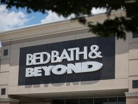 米ベッド・バスＣＦＯ、ニューヨーク市内の高層ビルから転落死（Bloomberg） - Yahoo!ニュース