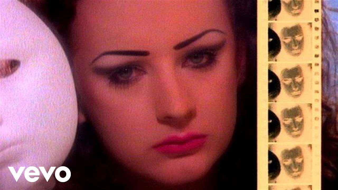Culture Club - Miss Me Blind (Official Video) - YouTube