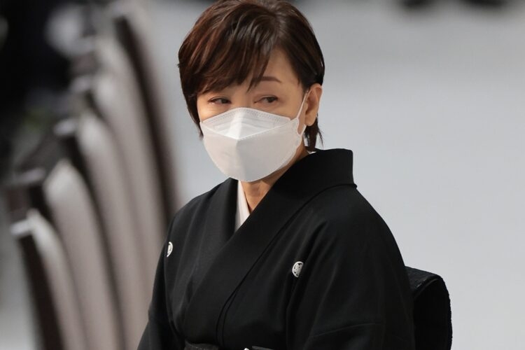 誤算続きの安倍氏国葬　4割が招待辞退、国会議員6割欠席、費用はエリザベス女王国葬以上（NEWSポストセブン） - Yahoo!ニュース