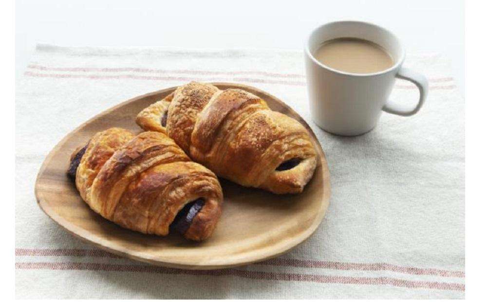 モスの新作は「1分あれば生まれかわるクロワッサン」！予約限定、持ち帰り専用