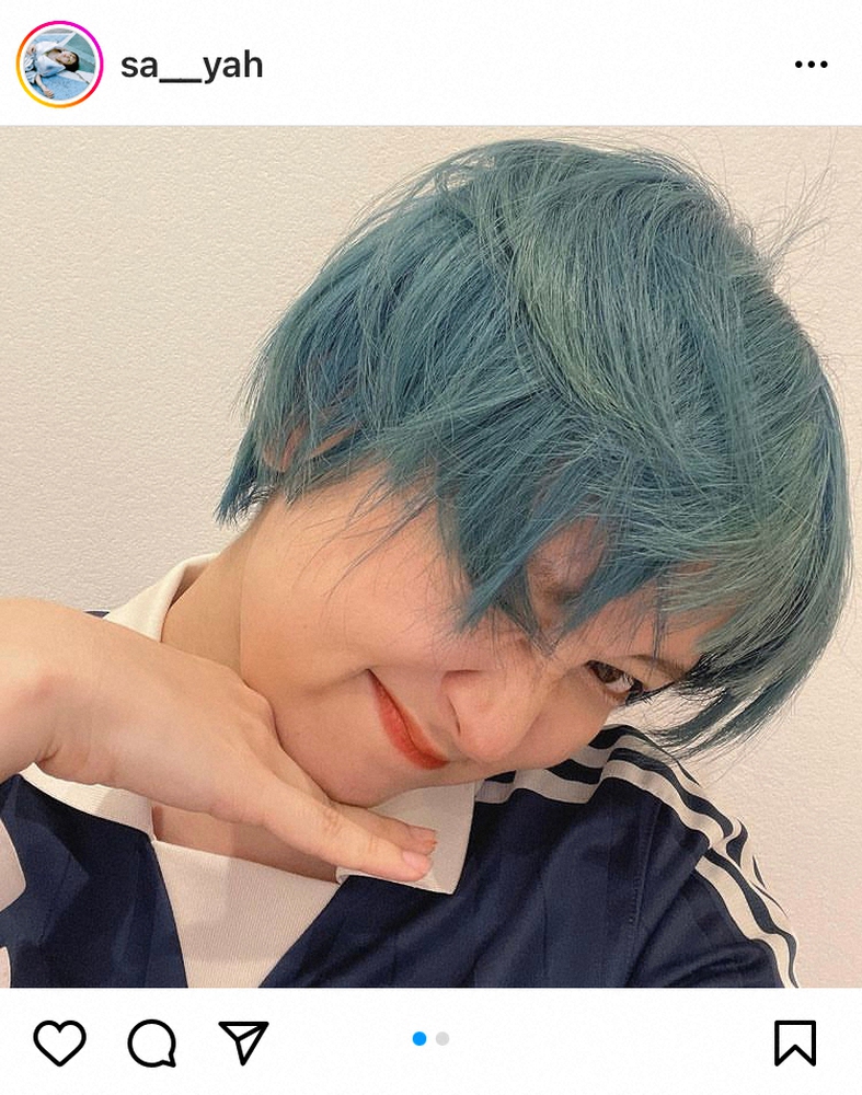 ラランド・サーヤ　ブルーヘアへのイメチェンショットに反響「最高に似合ってて素敵」「もはや絵音」― スポニチ Sponichi Annex 芸能
