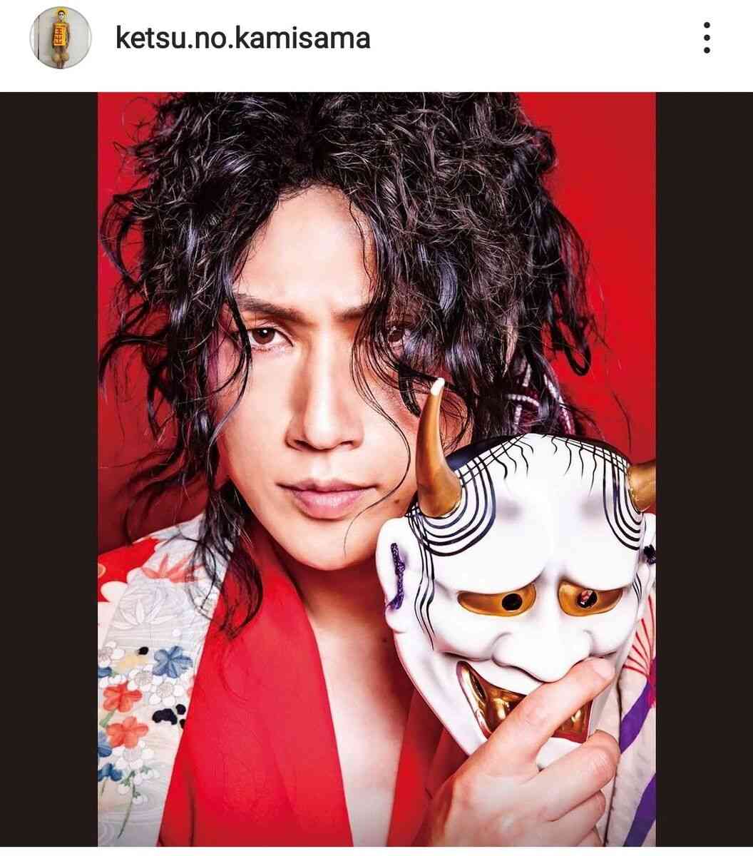 樽美酒研二“顔出し”どアップ&丸メガネ和装姿「イケメン過ぎて目が離せない」「はうっ 撃ち抜かれました」