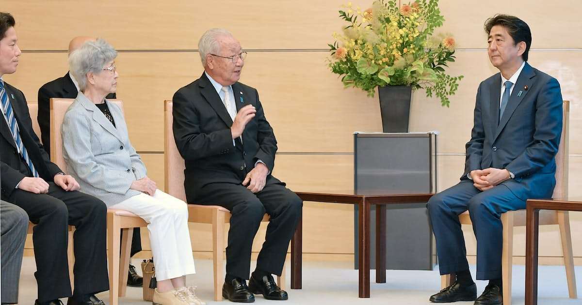拉致家族「解決に強い意欲あった」　首相辞意惜しむ: 日本経済新聞