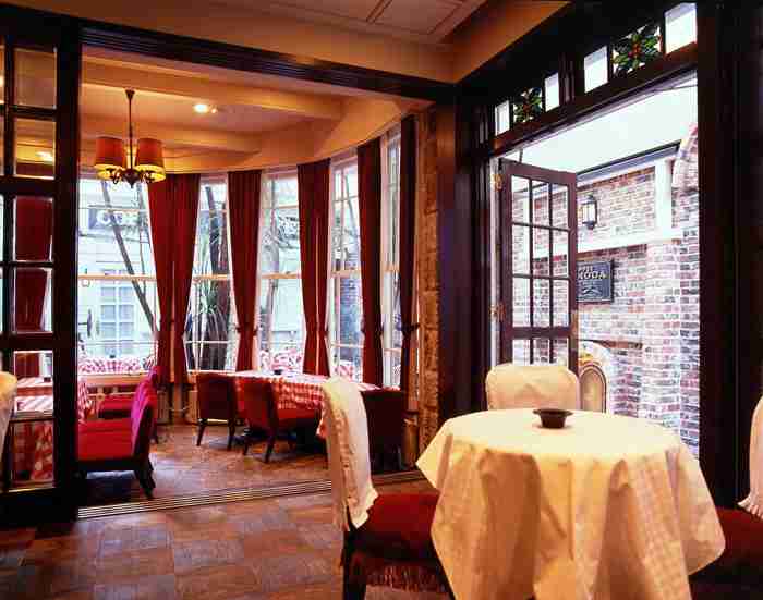 京都の「イノダコーヒ」が投資ファンドに株式譲渡 後継者不在のため