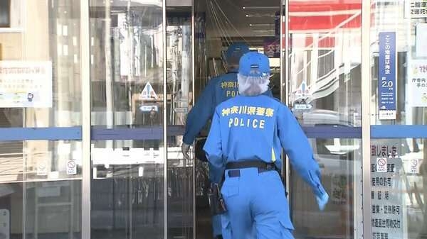 横浜市･警察署の中で ベトナム人の女が切り付け 現行犯逮捕　男性が死亡
