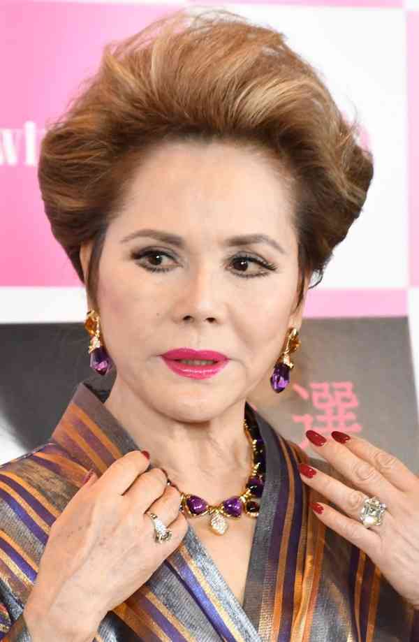 デヴィ夫人、安倍元首相の国葬は「自民党葬にすべき」　インスタで思い語る | RBB TODAY