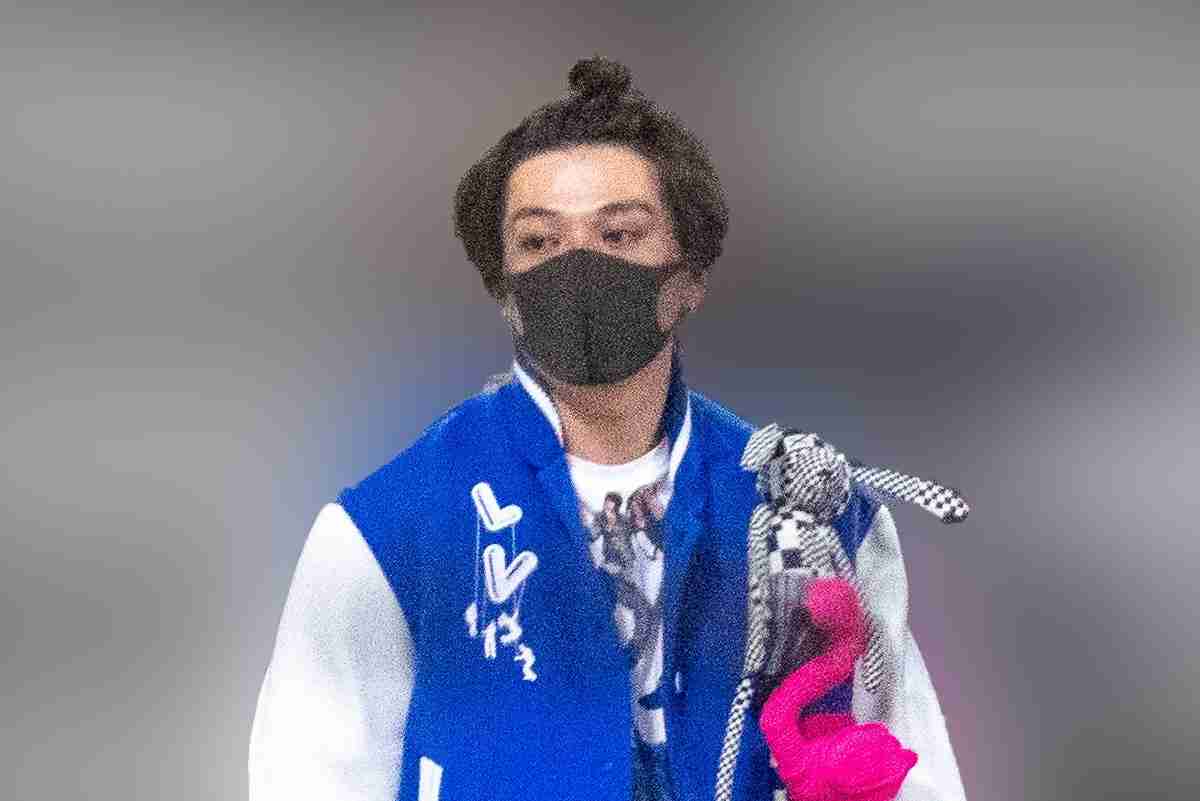 新田真剣佑がプライベートで秋葉原降臨「ポケモンバトル」でガチな強さを披露していた｜NEWSポストセブン