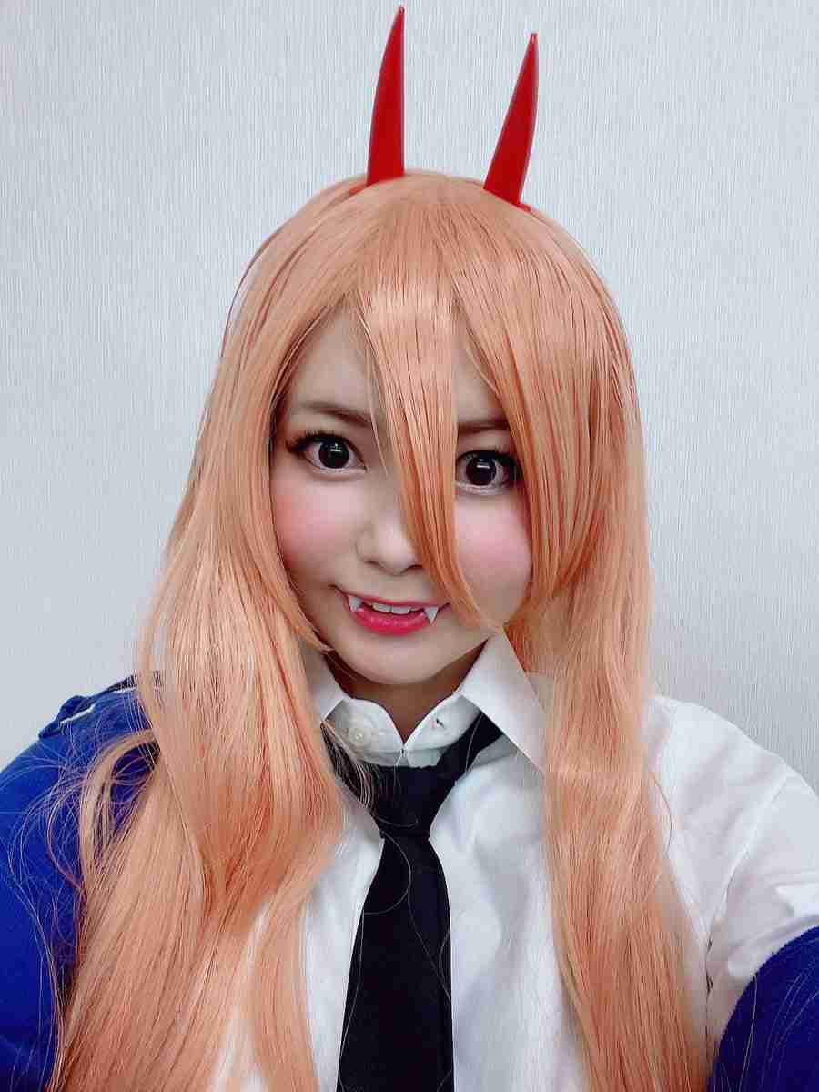 中川翔子『チェンソーマン』パワーのコスプレ姿に反響「たまらん」　変なポチタとの2ショットは「ヤベぇ！」