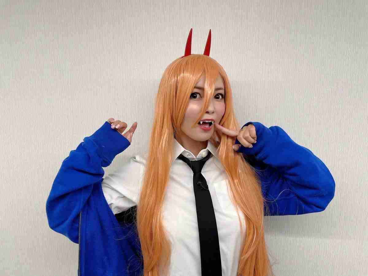 中川翔子『チェンソーマン』パワーのコスプレ姿に反響「たまらん」　変なポチタとの2ショットは「ヤベぇ！」