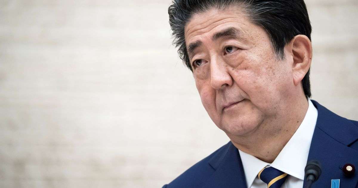 「安倍首相が給与30％返納」ネットで称賛も、新型コロナと無関係。2012年から実施していた。 | HuffPost