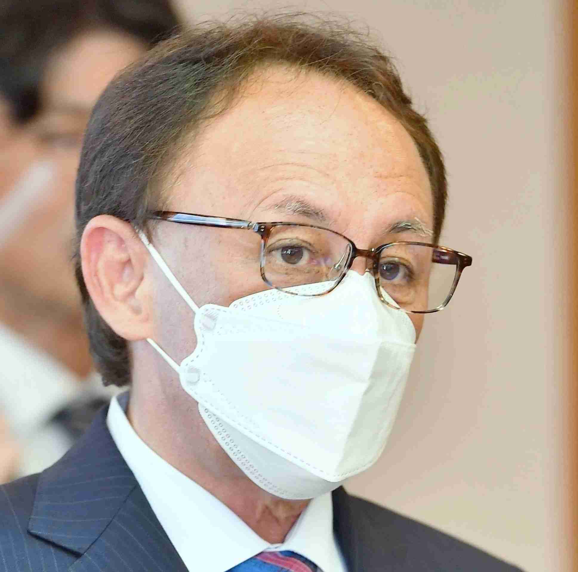 沖縄のデニー知事、1期目の自己採点は「98点」　公約実現率で主張 | 沖縄タイムス＋プラス　ニュース | 沖縄タイムス＋プラス