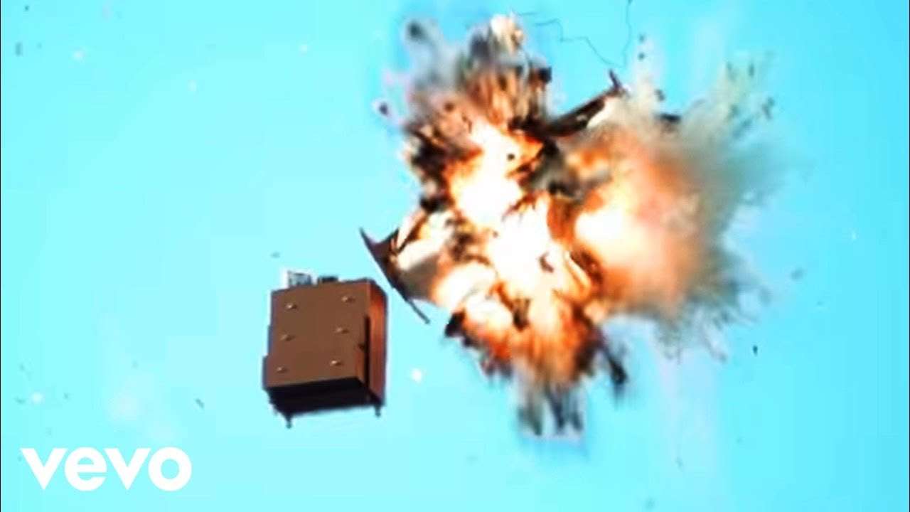 椎名林檎 - ありあまる富 - YouTube