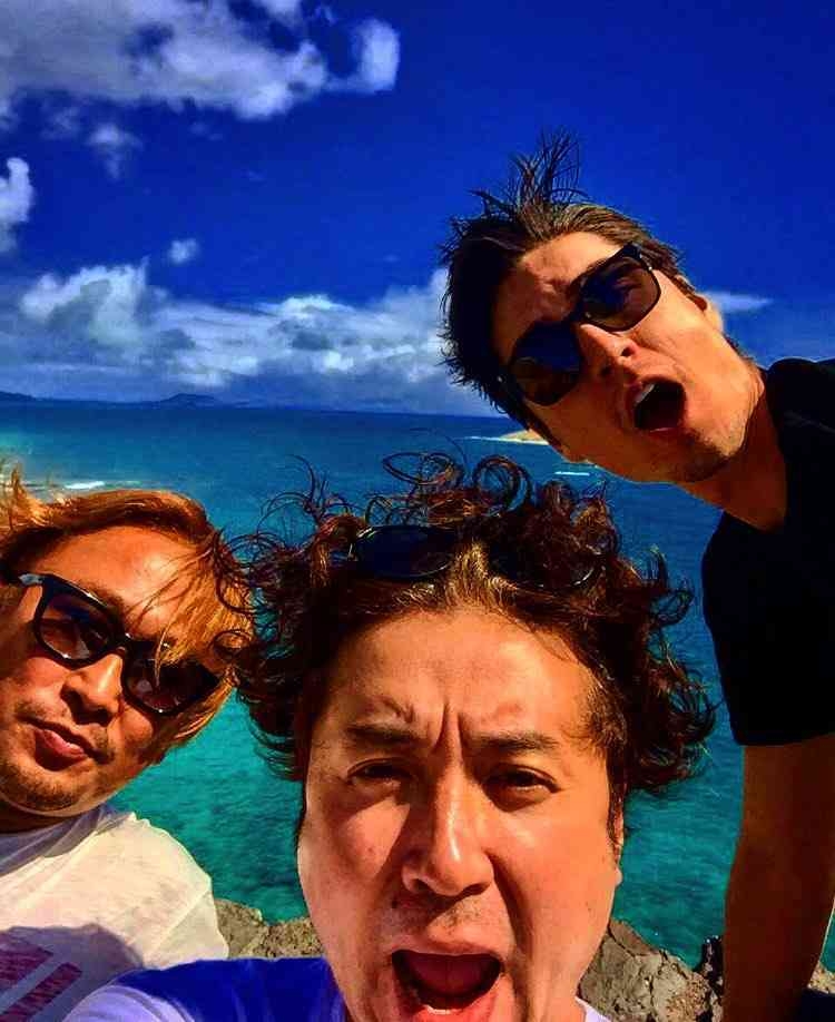 「浜辺美波」「川口春奈」「橋本環奈」暴露騒動の裏側　“ガーシー砲”が名指しする、芸能界を侵食する中国人「美魔女アテンダー」の正体