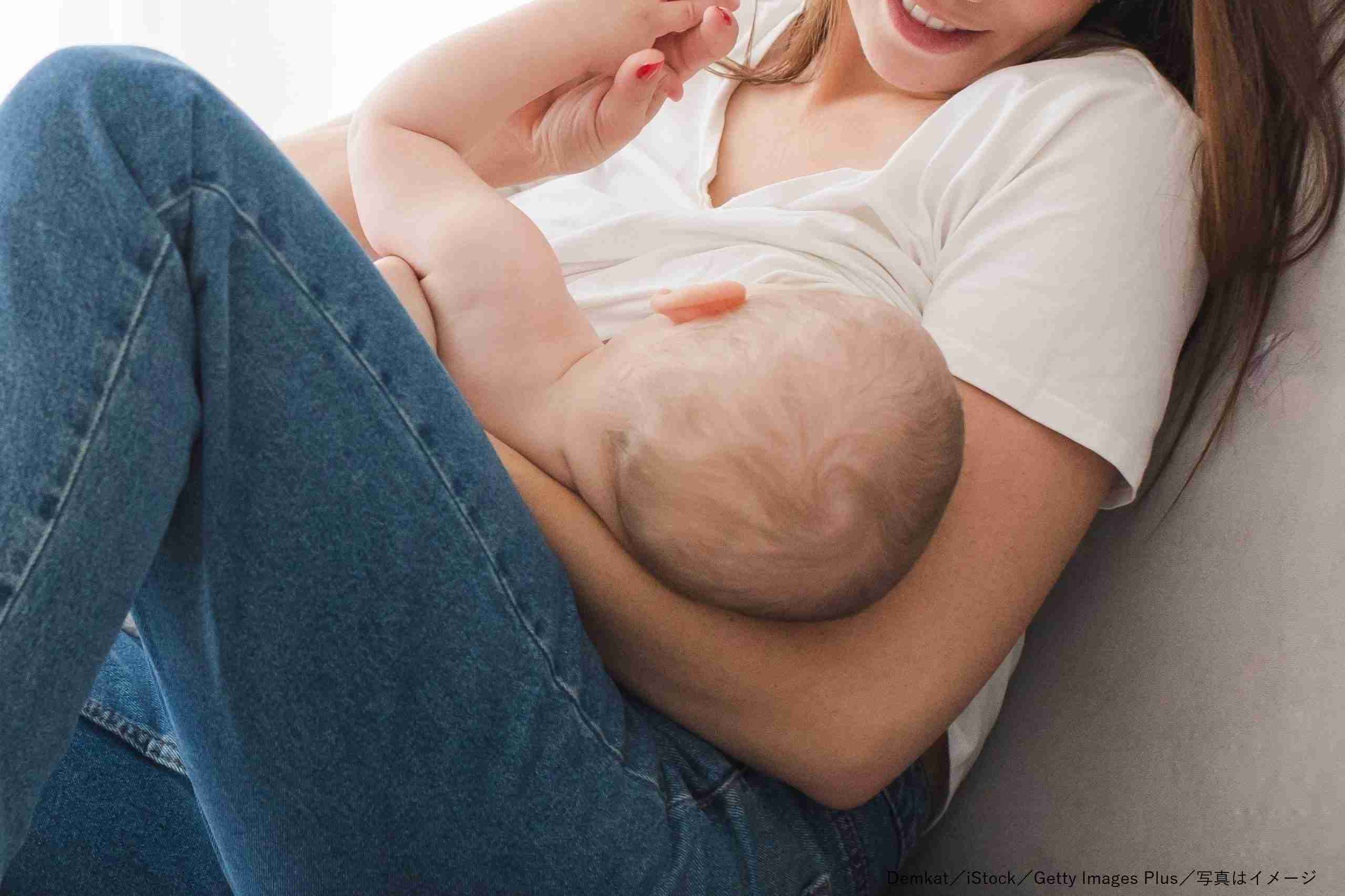 授乳中に乳首を食いちぎられたママの告白動画に波紋　「母乳育児は断念した」 – Sirabee