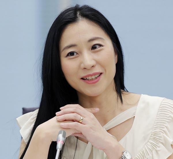 三浦瑠麗氏は国際政治学者なの？とネットで議論に トーク番組での“職業1行説明”が発端（日刊ゲンダイDIGITAL） - Yahoo!ニュース