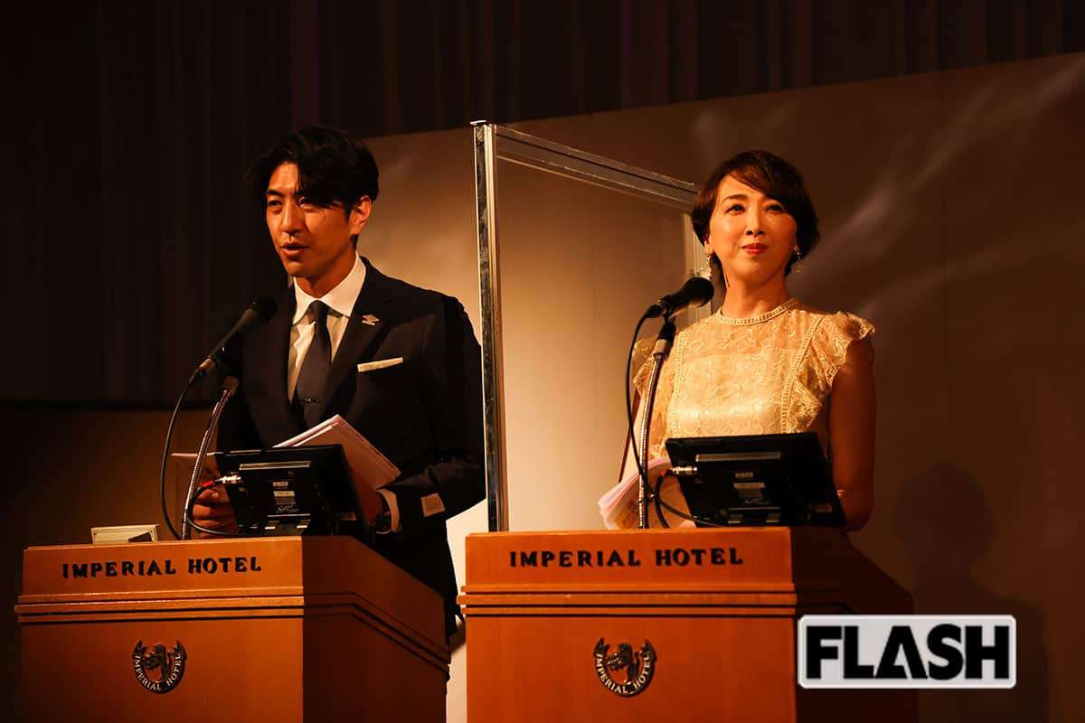 高島礼子、酒井法子、尾上菊五郎、コロッケ…クラブ界の“総理大臣”藤堂和子ママのパーティーに豪華メンバー2000人がずらり！