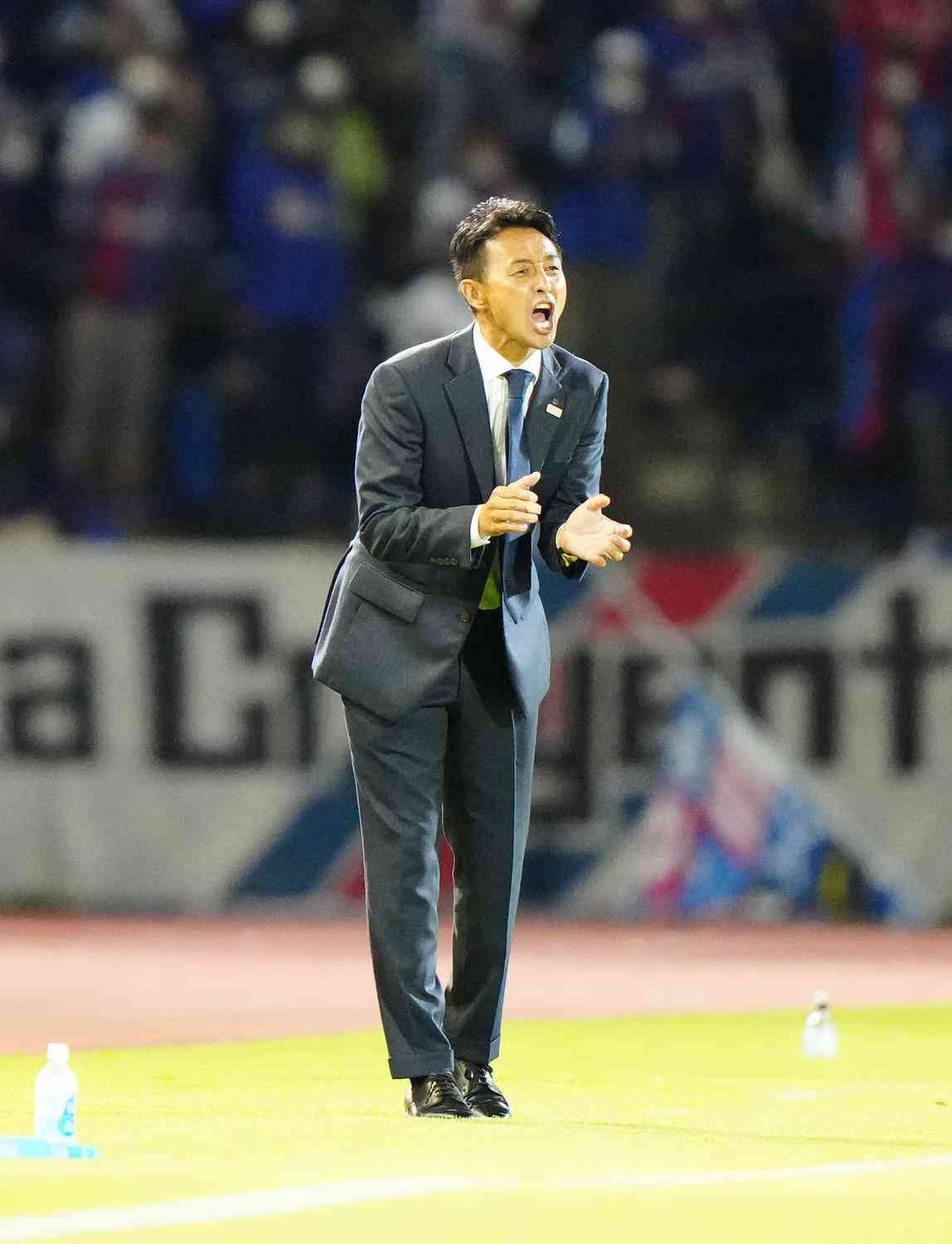 【甲府】吉田達磨監督、ICU治療中の教え子・工藤壮人思い涙「戦っている姿届けられたらって」（日刊スポーツ） - Yahoo!ニュース